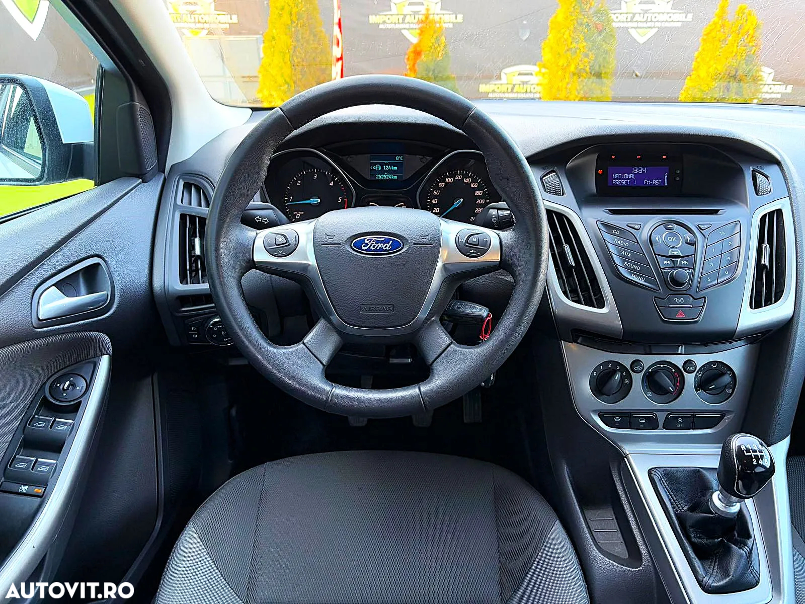 Ford Focus - 12