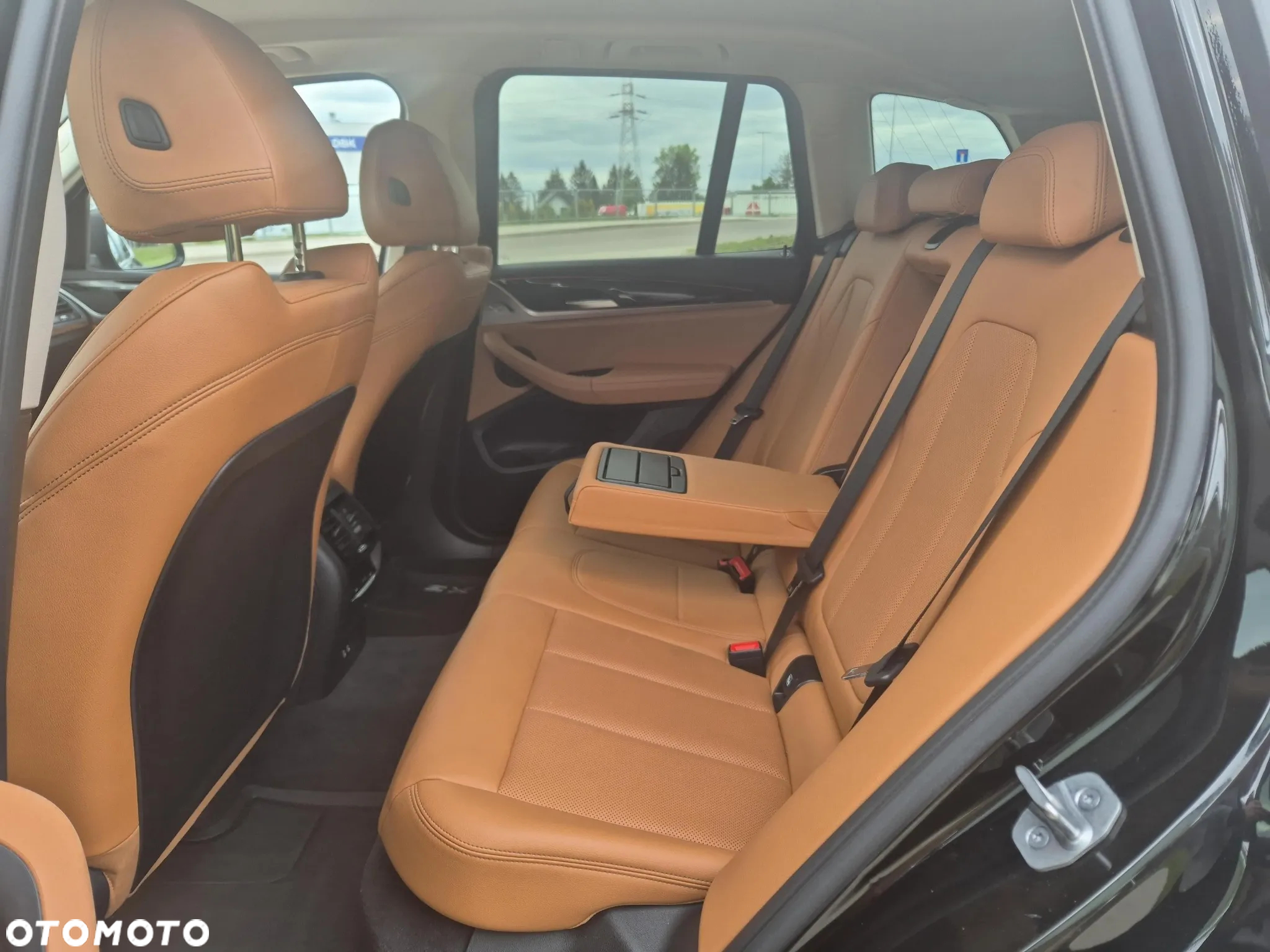 BMW X3 xDrive20d - 16