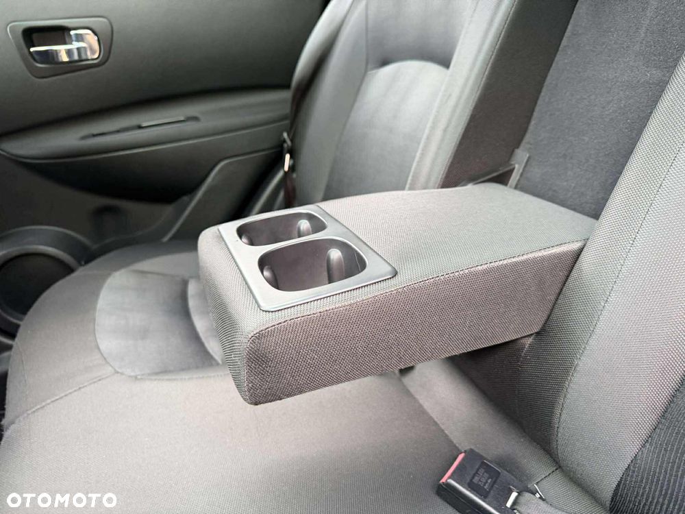 Nissan Qashqai 2.0 tekna - 27