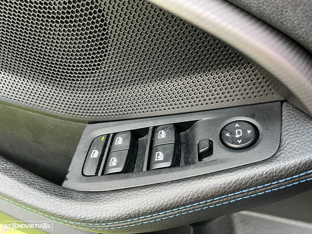 BMW 116 d Pack Essence - 20