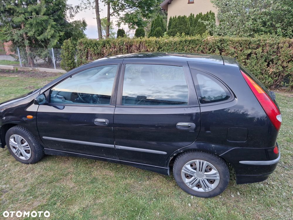 Nissan Almera Tino tekna - 8