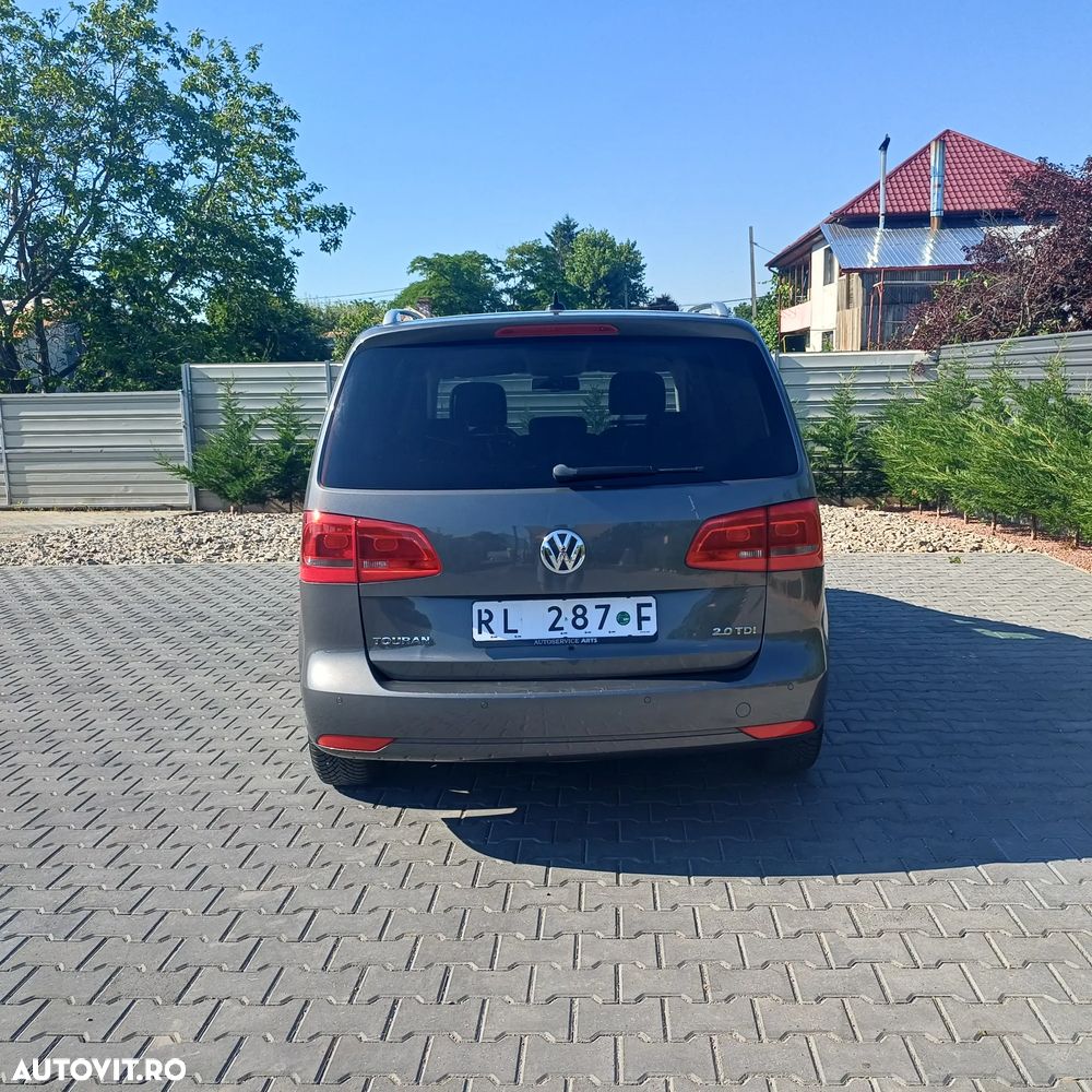 Volkswagen Touran 2.0 TDI DPF Highline - 13