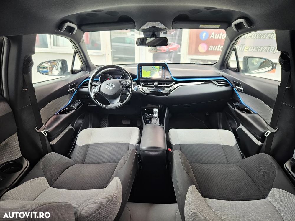 Toyota C-HR Style Selection - 8
