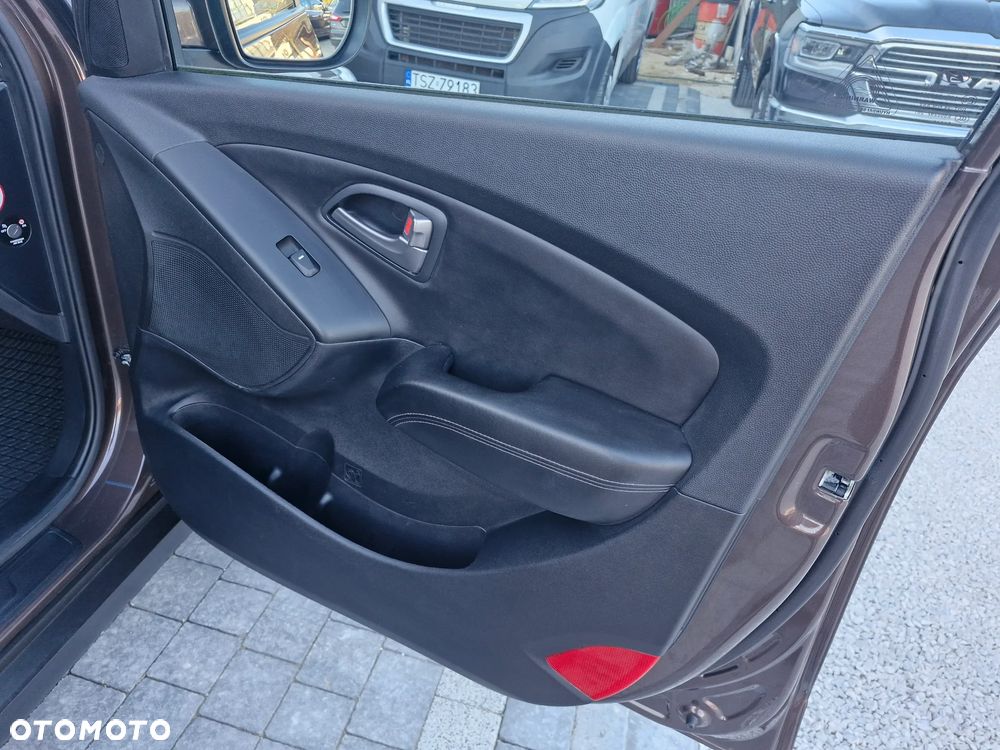 Hyundai ix35 1.6 GDI Premium 2WD - 29