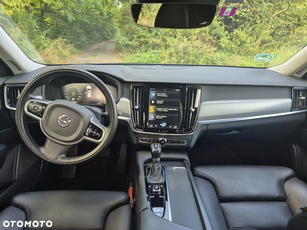 Volvo V90 T4 Momentum Pro - 8