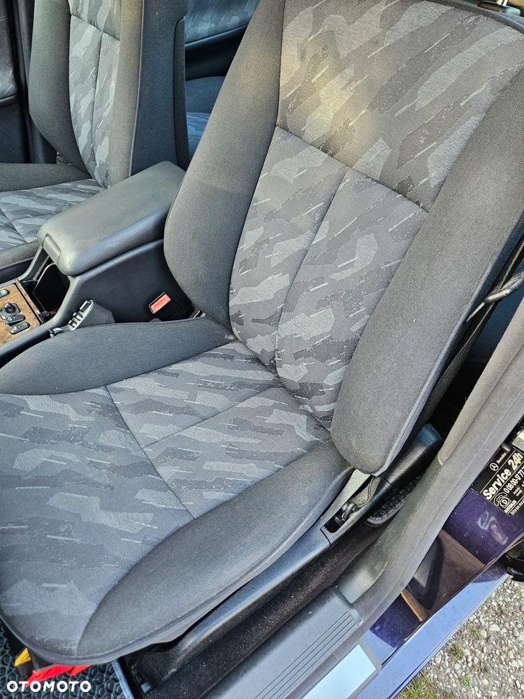 Mercedes-Benz Klasa E 320 T CDI Avantgarde - 25