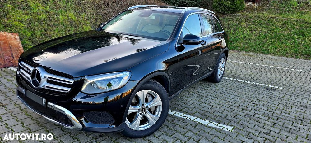 Mercedes-Benz GLC - 36