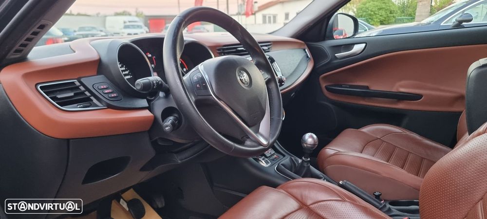 Alfa Romeo Giulietta 1.6 JTDm Sprint Speciale J18 - 34