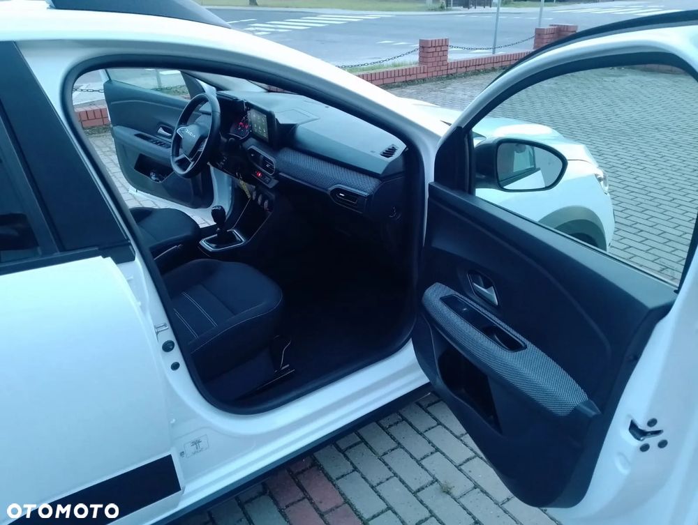 Dacia Sandero TCe 90 Expression - 8