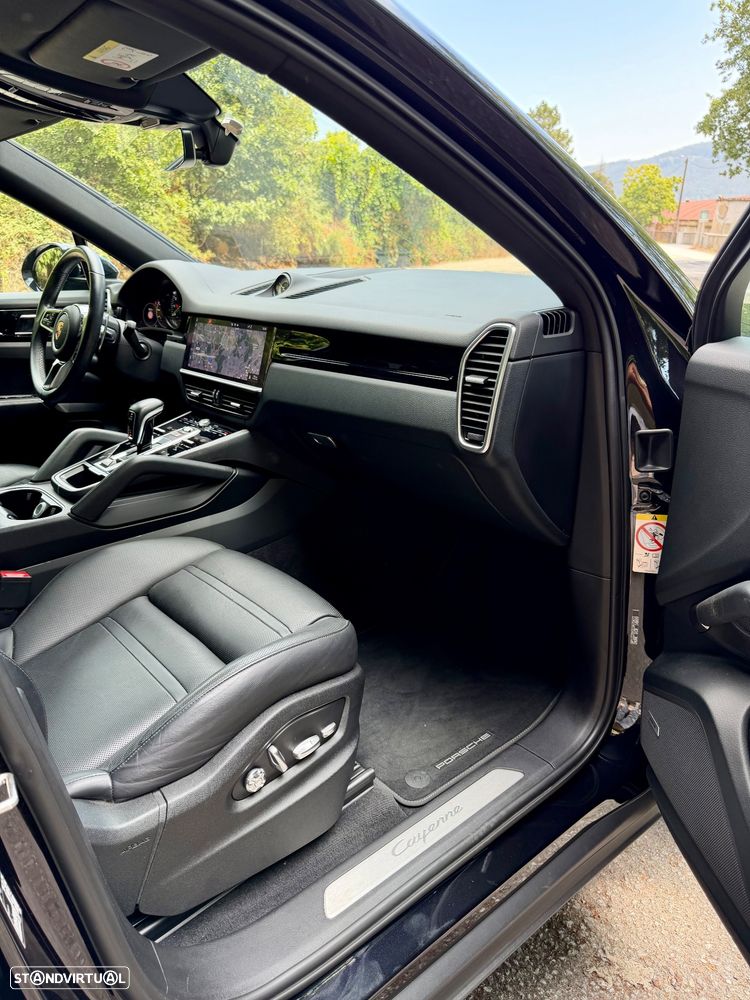 Porsche Cayenne Coupé - 24
