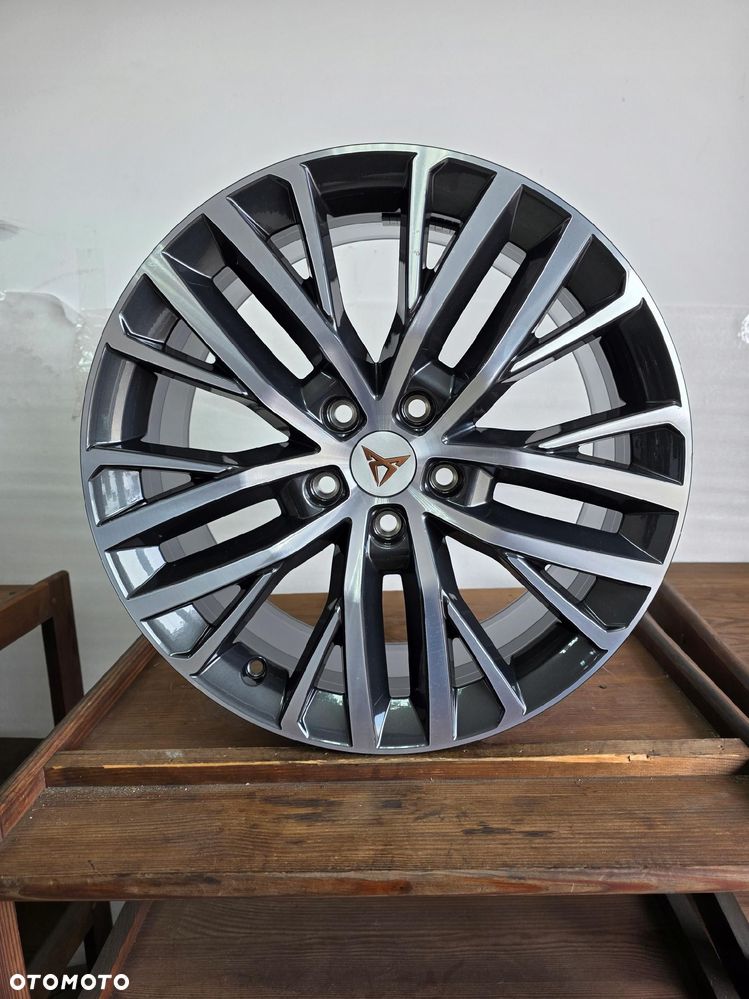 Oryginalna Alufelga 18 Cali Seat Cupra Leon Iv 5Fa601025D - 3