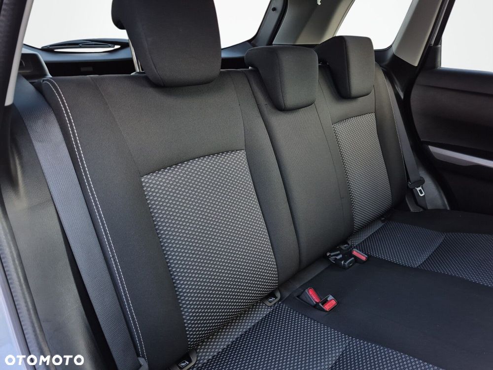 Suzuki Vitara 1.0 Boosterjet Premium 4WD - 22