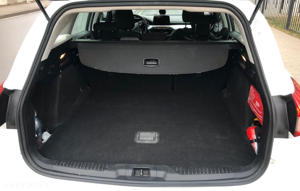 Ford Focus 1.5 EcoBlue Connected - 12