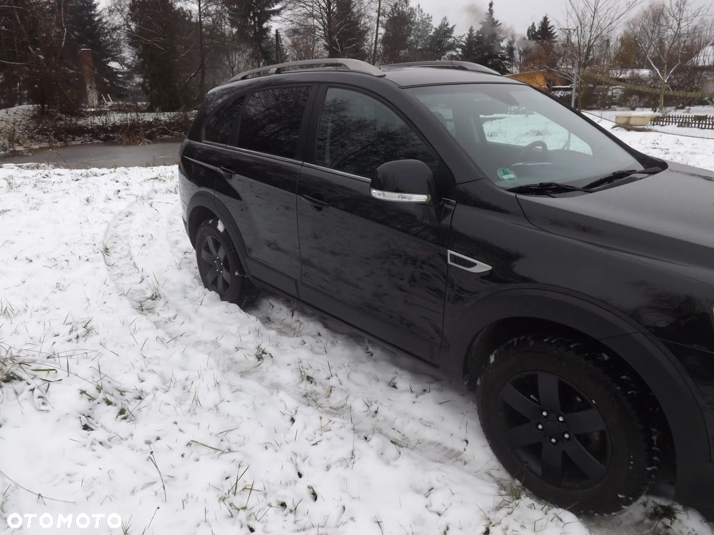 Chevrolet Captiva 2.2 D LT+ - 4