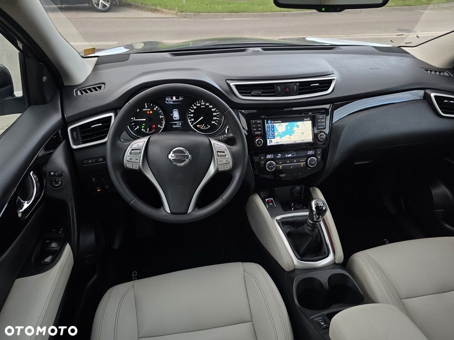 Nissan Qashqai 1.6 DCi Tekna EU6 - 8