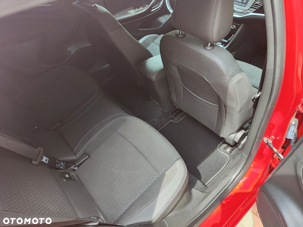 Opel Astra 1.4 Turbo Sports Tourer Innovation - 18