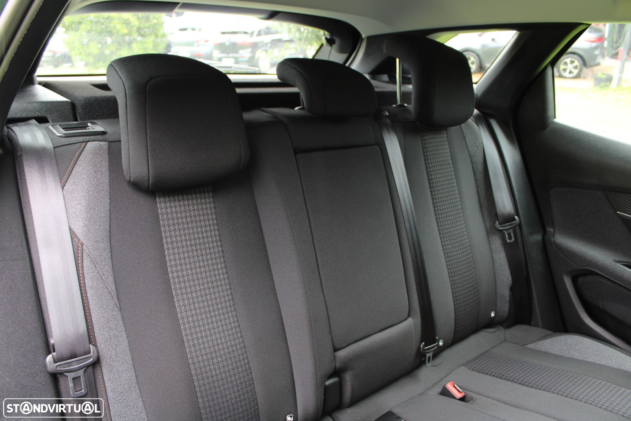 Peugeot 3008 PureTech 130 Stop & Start GPF EAT8 Active - 20