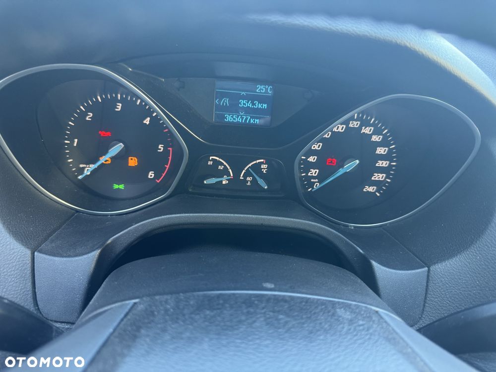 Ford Focus - 8