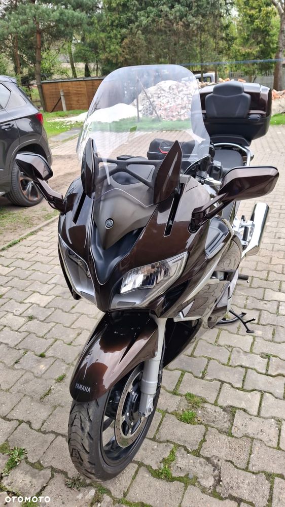 Yamaha FJR - 13
