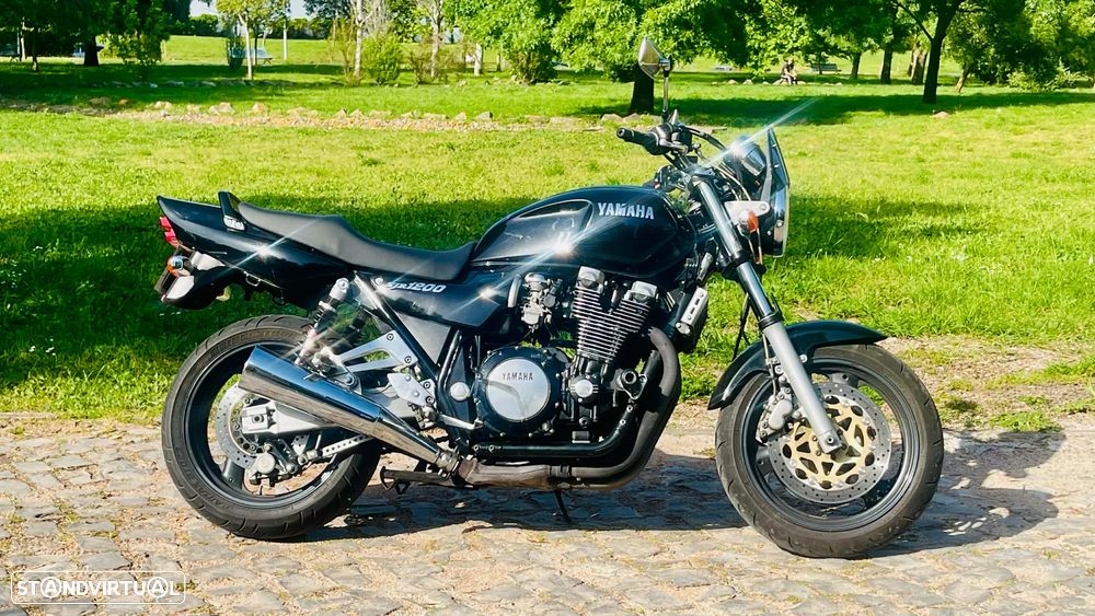 Yamaha XJR 1200 - 5