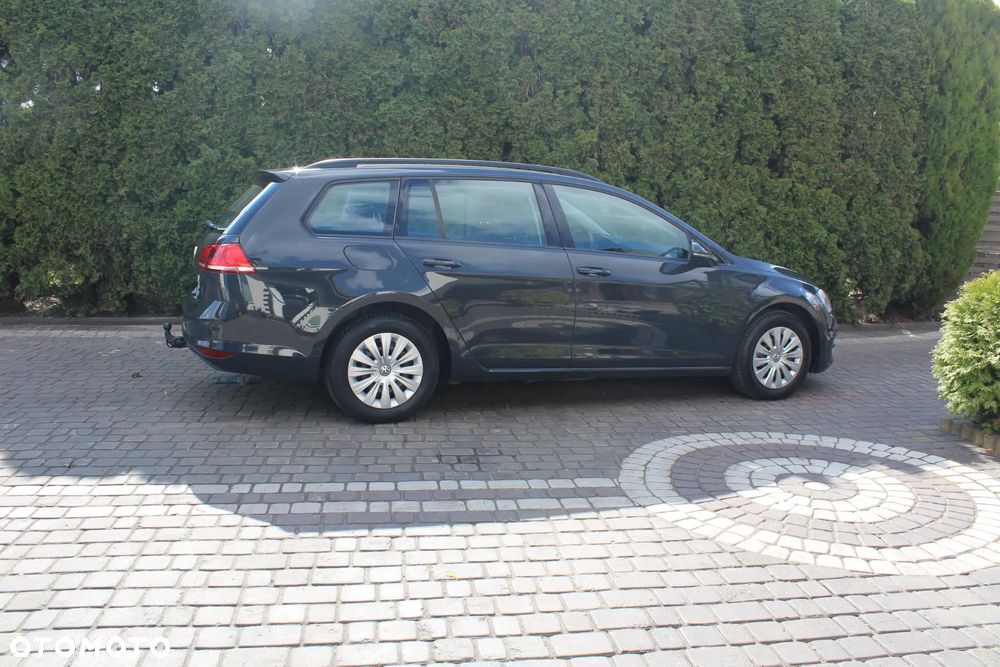 Volkswagen Golf - 5