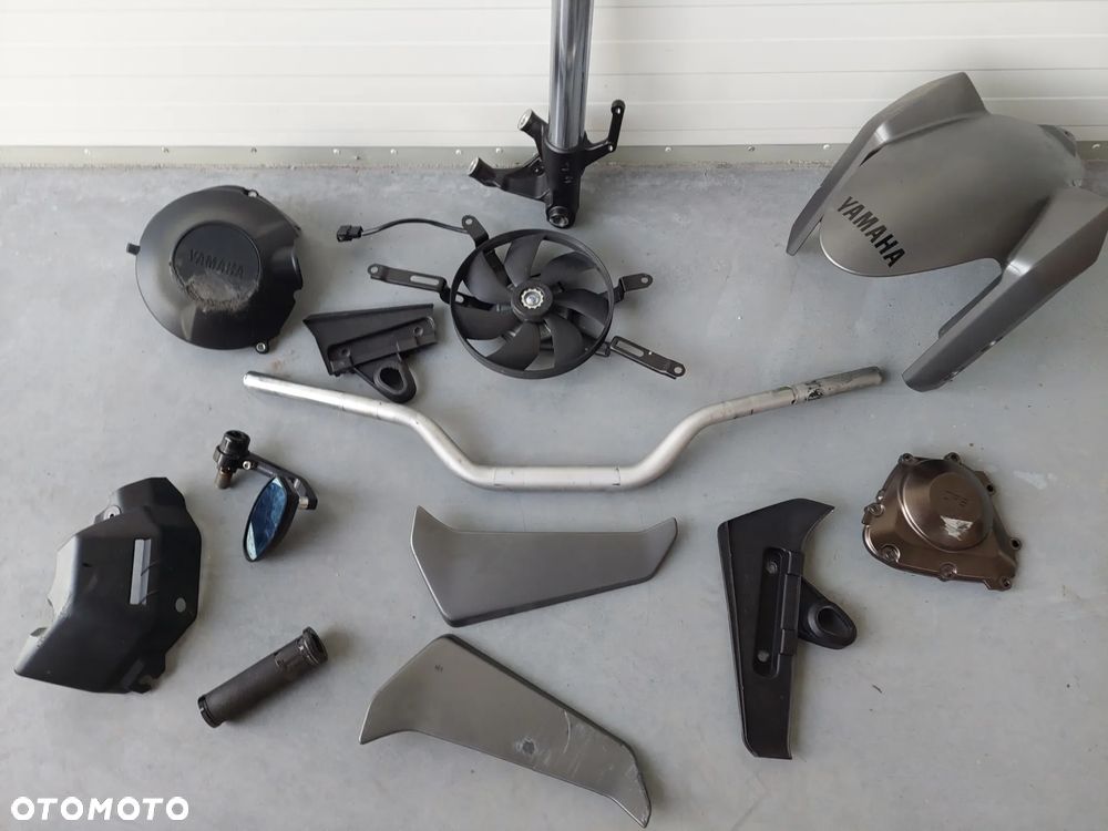 YAMAHA MT 09 laga błotnik owiewka kierownica wentylator - 3