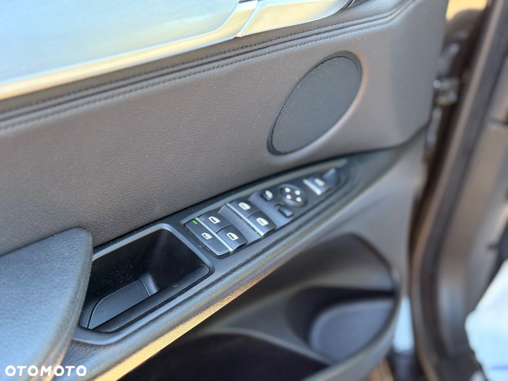 BMW X5 sDrive25d - 14