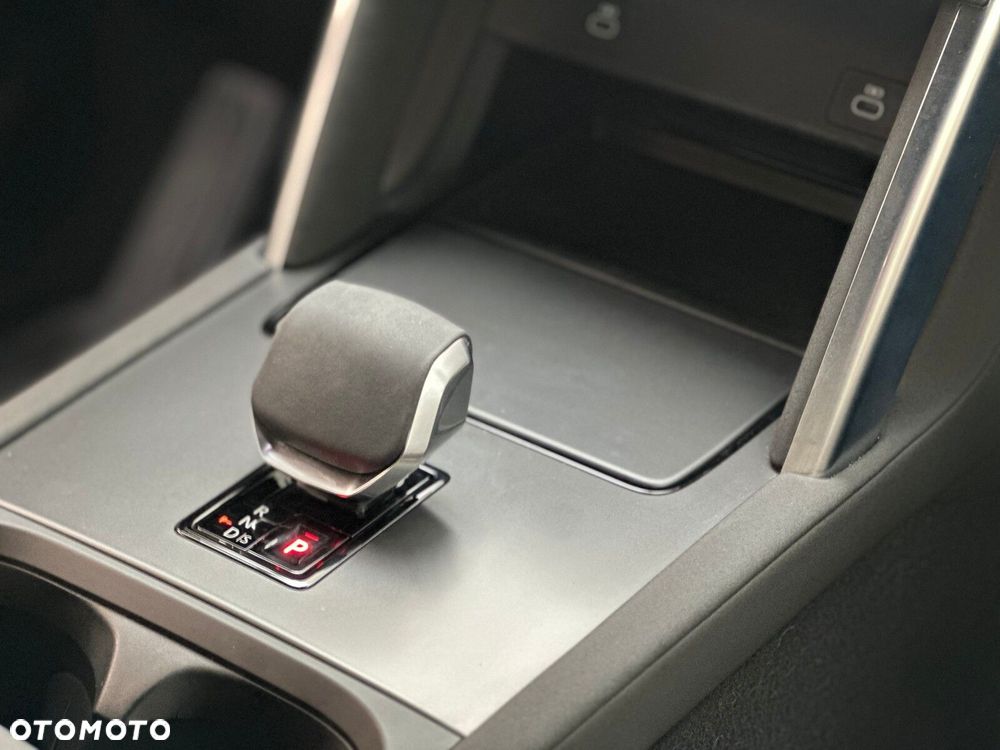 Land Rover Discovery Sport - 40