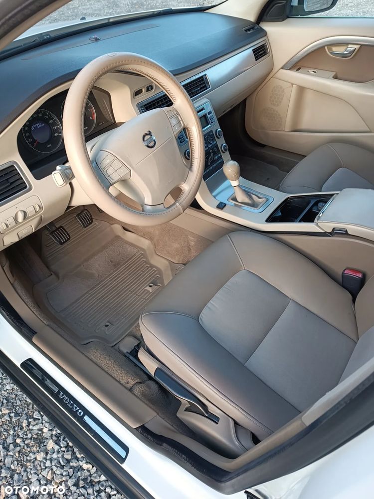 Volvo S80 2.5T Momentum - 18
