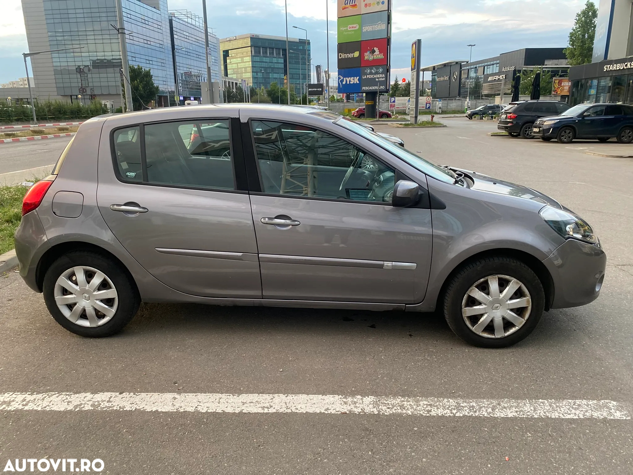 Renault Clio III 1.4 16V Dynamique - 4