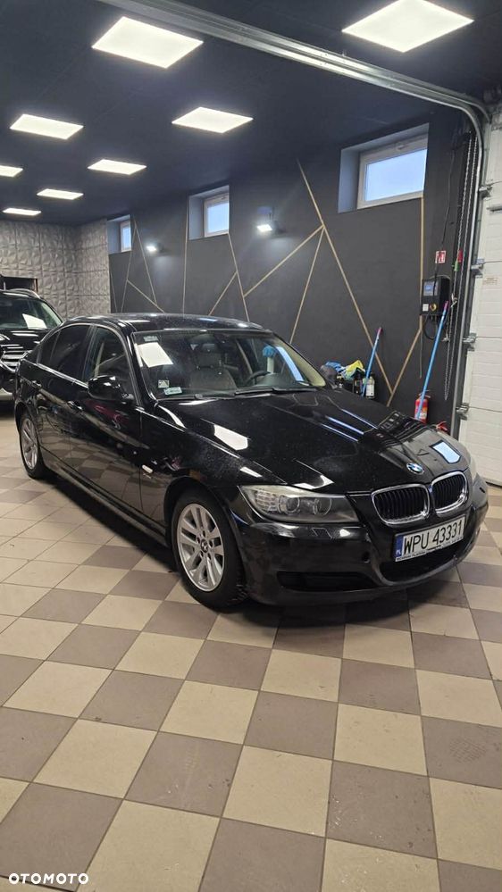 BMW Seria 3 320d xDrive - 1