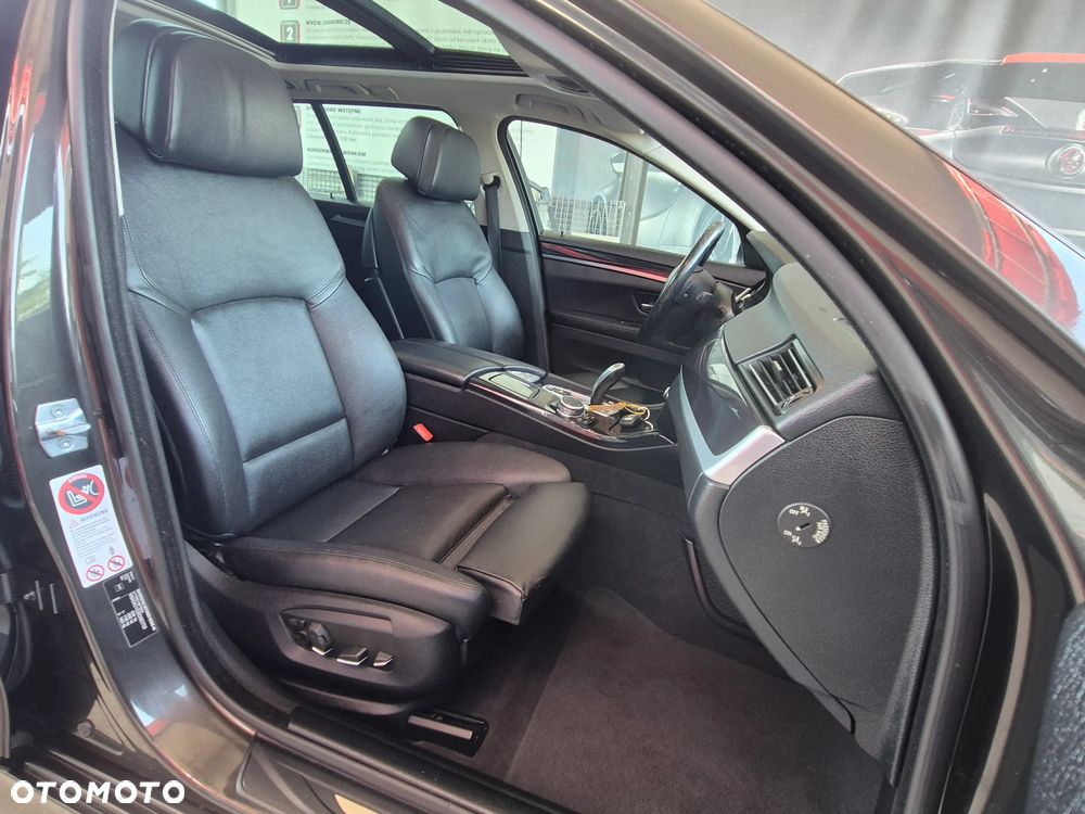 BMW Seria 5 535d - 31