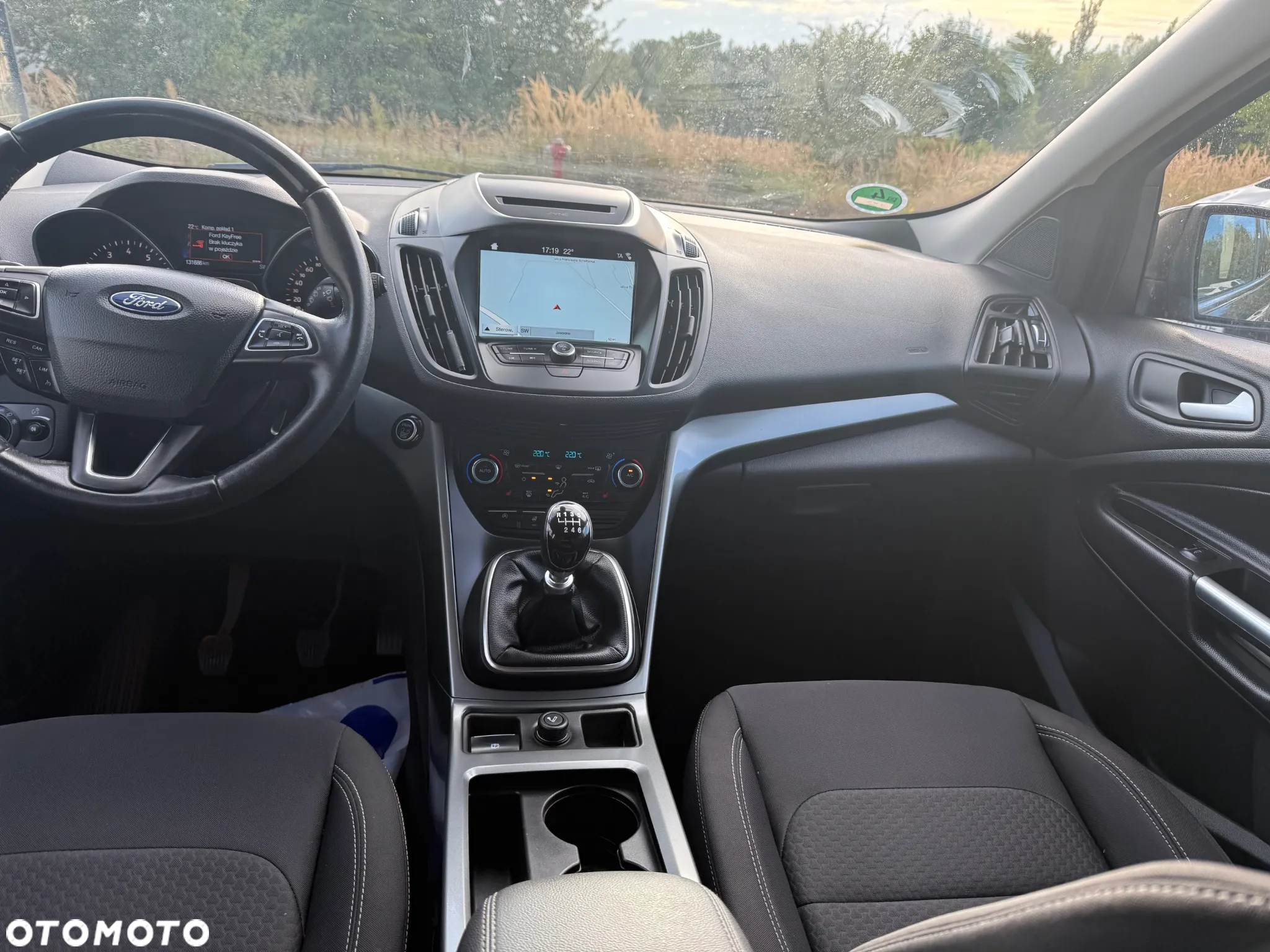 Ford Kuga 1.5 EcoBoost TITANIUM - 16
