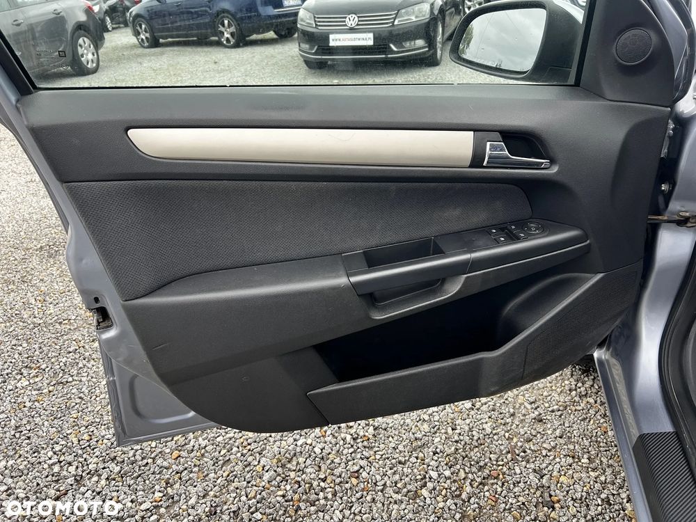 Opel Astra II 1.6 Start - 17
