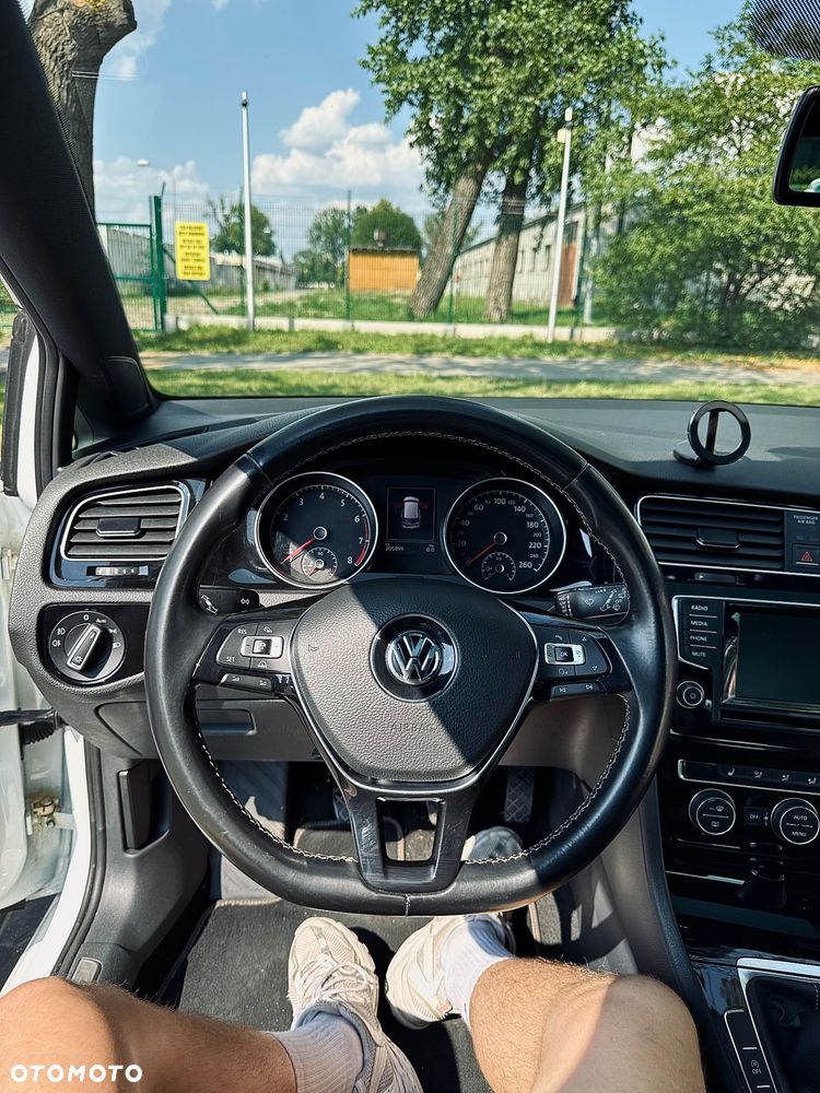 Volkswagen Golf 1.4 TSI BMT Highline - 22
