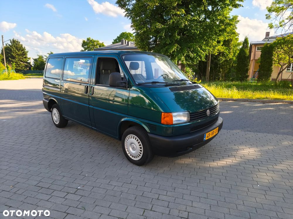 Volkswagen Transporter - 2