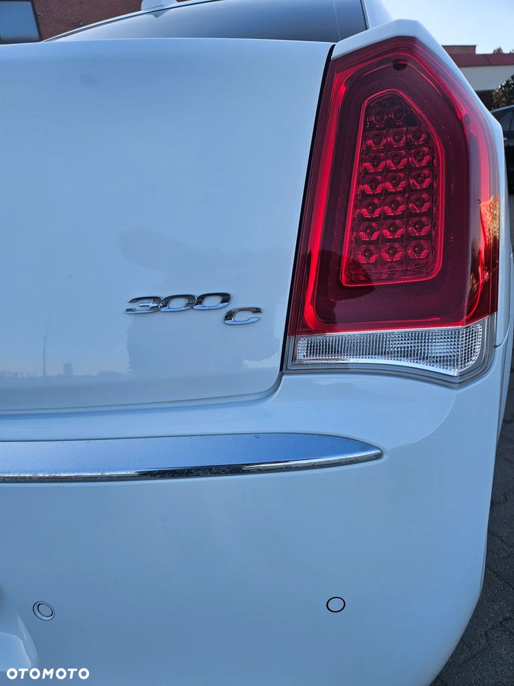 Chrysler 300C - 28