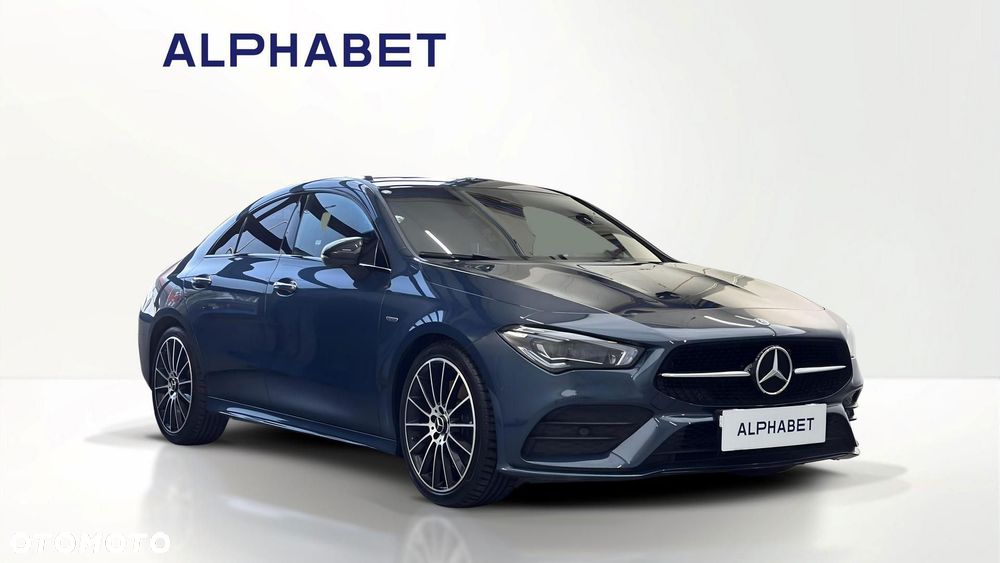 Mercedes-Benz CLA 250 4-Matic AMG Line 7G-DCT - 4