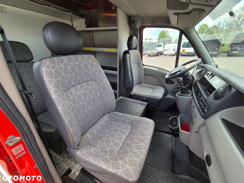 Renault Master 2.5 DCi 120 / STRAŻ POŻARNA / AUTO POŻARNICZE / 4 MIEJSCA / BEZWYPADKOWY / ORYGINALNY PRZEBIEG / DRABINA / ORYGINALNA ZABUDOWA / IDEALNY DO OSP LUB PSP / STAN IDEALNY - 25