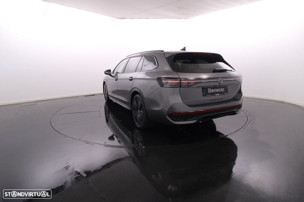 VW Passat Variant 1.5 TSI eHybrid R-Line DSG - 6