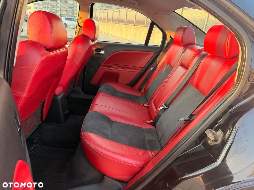 Ford Mondeo 3.0 V6 ST 220 - 13