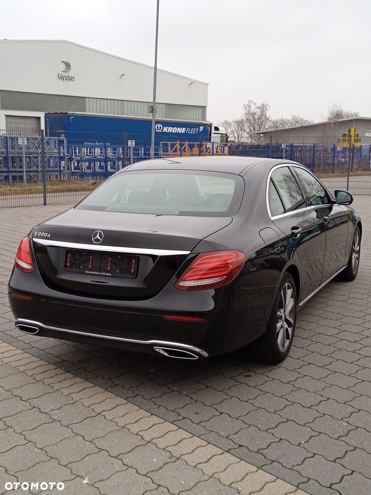 Mercedes-Benz Klasa E 220 d 9G-TRONIC Avantgarde - 6
