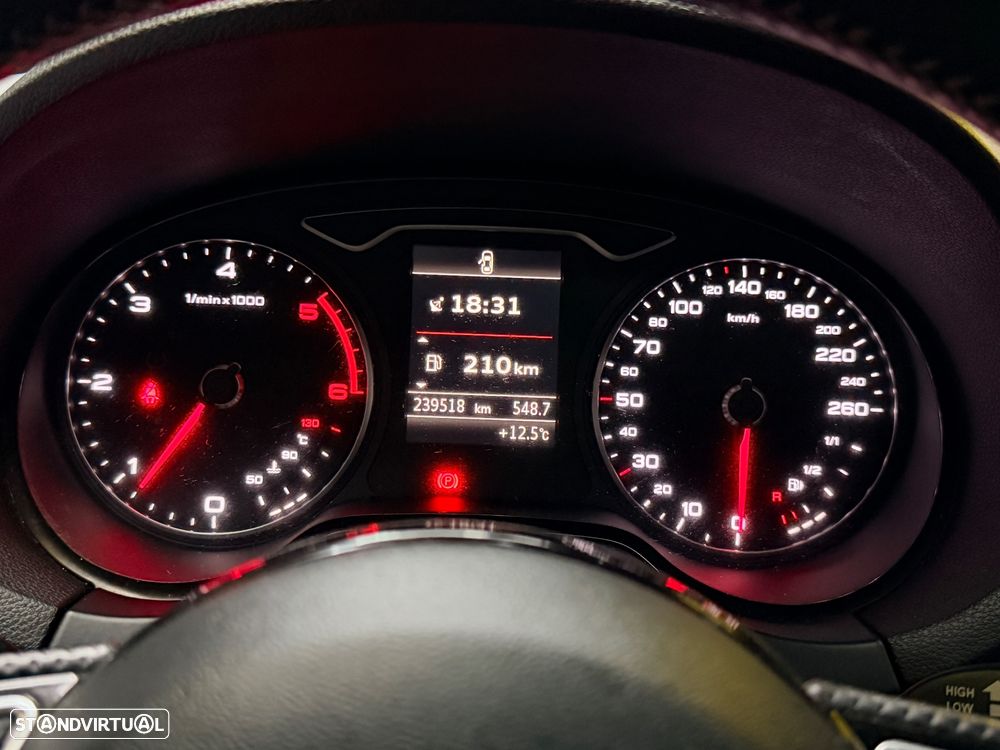 Audi A3 Sportback 2.0 TDI S-line - 27