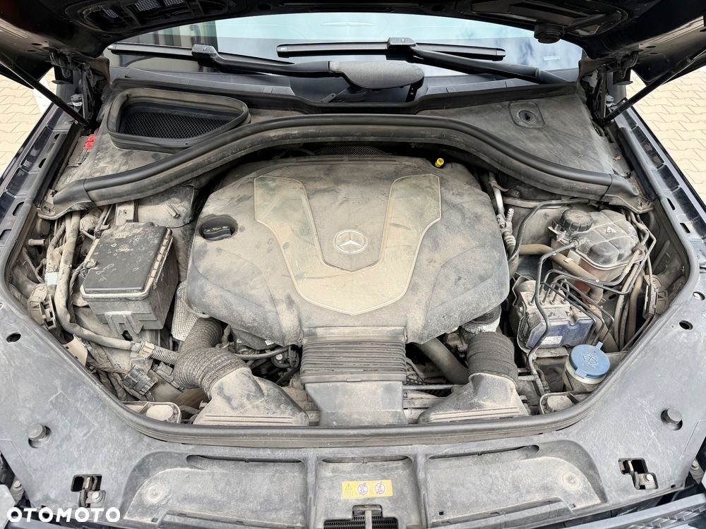 Mercedes-Benz GLS - 39