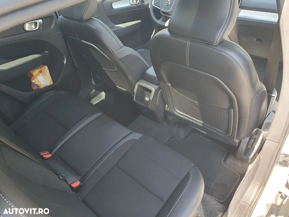 Volvo XC 40 D3 AWD Momentum Pro - 6
