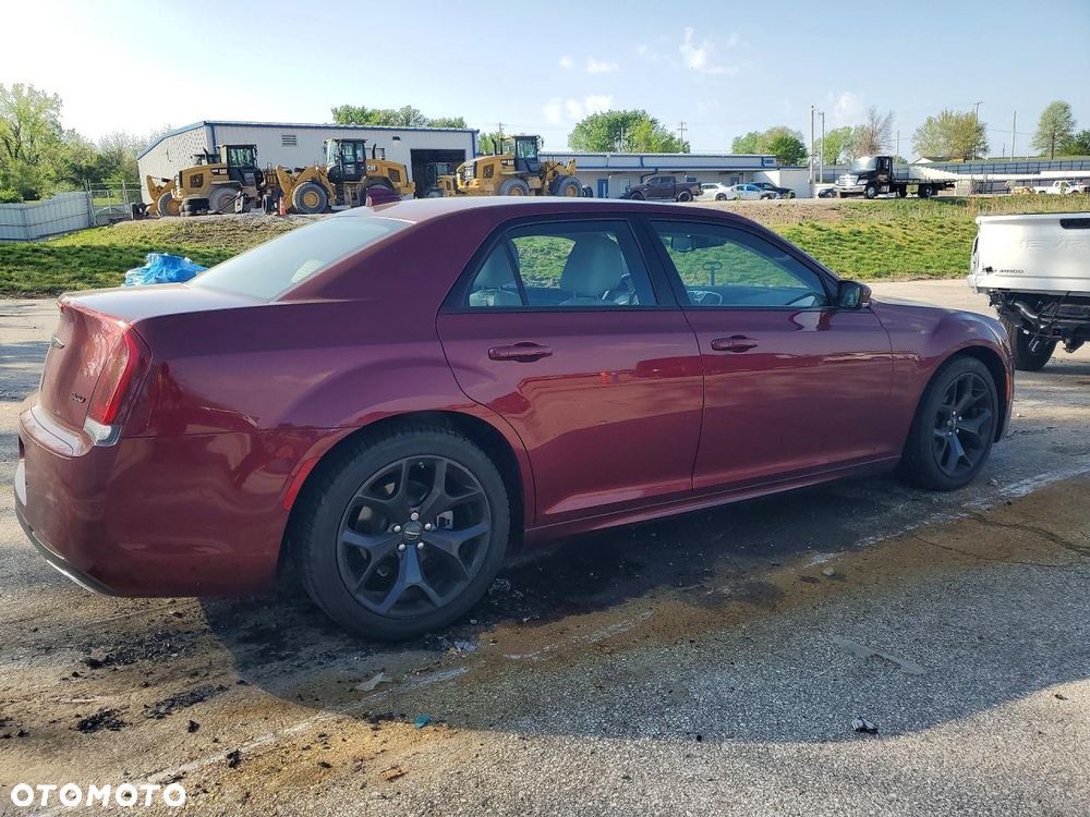 Chrysler 300 - 2