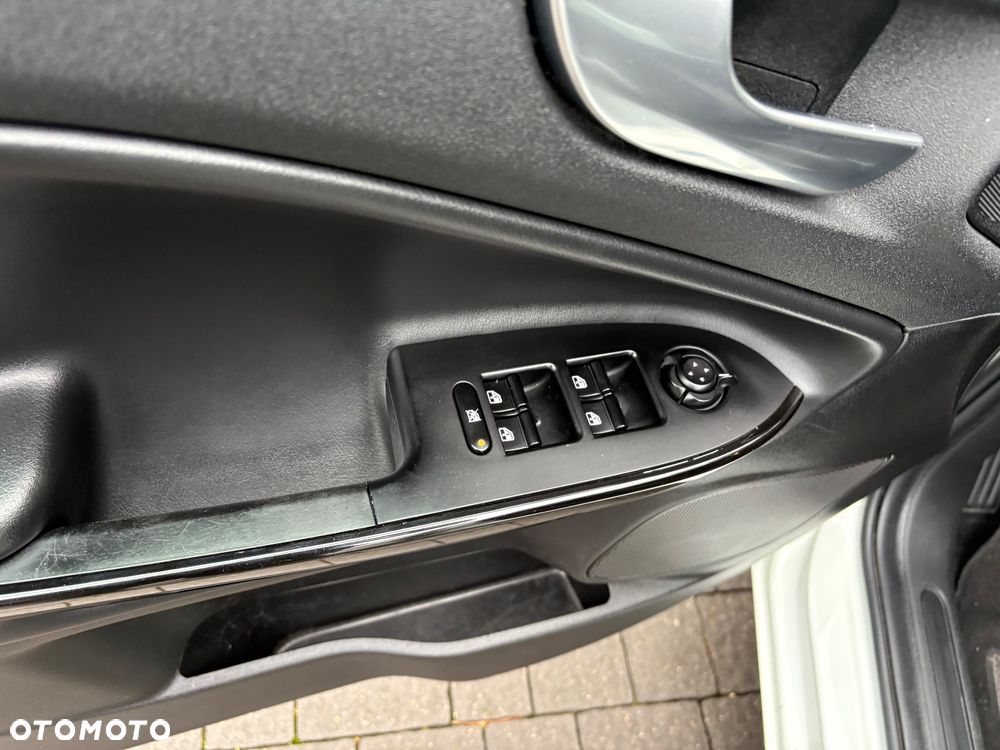 Alfa Romeo Giulietta 1.6 JTDM - 19