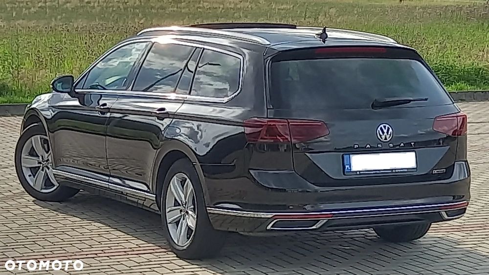Volkswagen Passat 2.0 TDI 4Mot Elegance DSG - 4