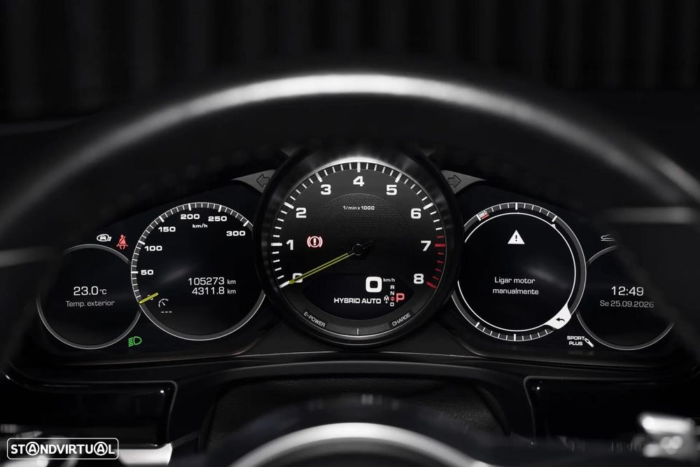 Porsche Panamera Sport Turismo 4 E-Hybrid - 19