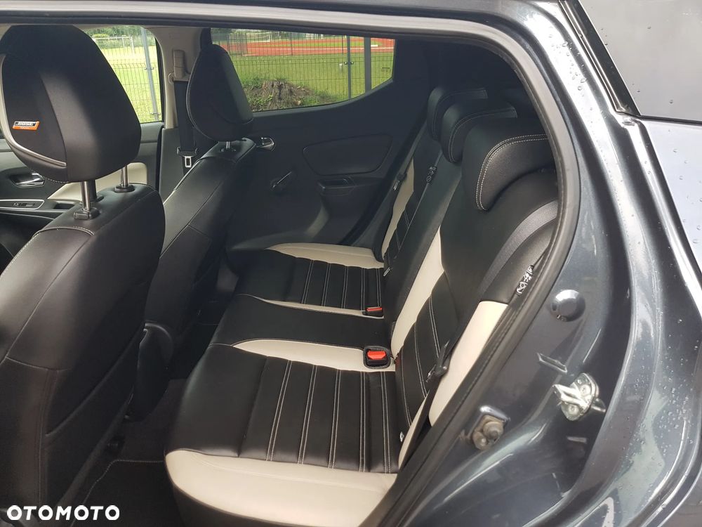 Nissan Micra 1.5 dCi Visia+ - 11